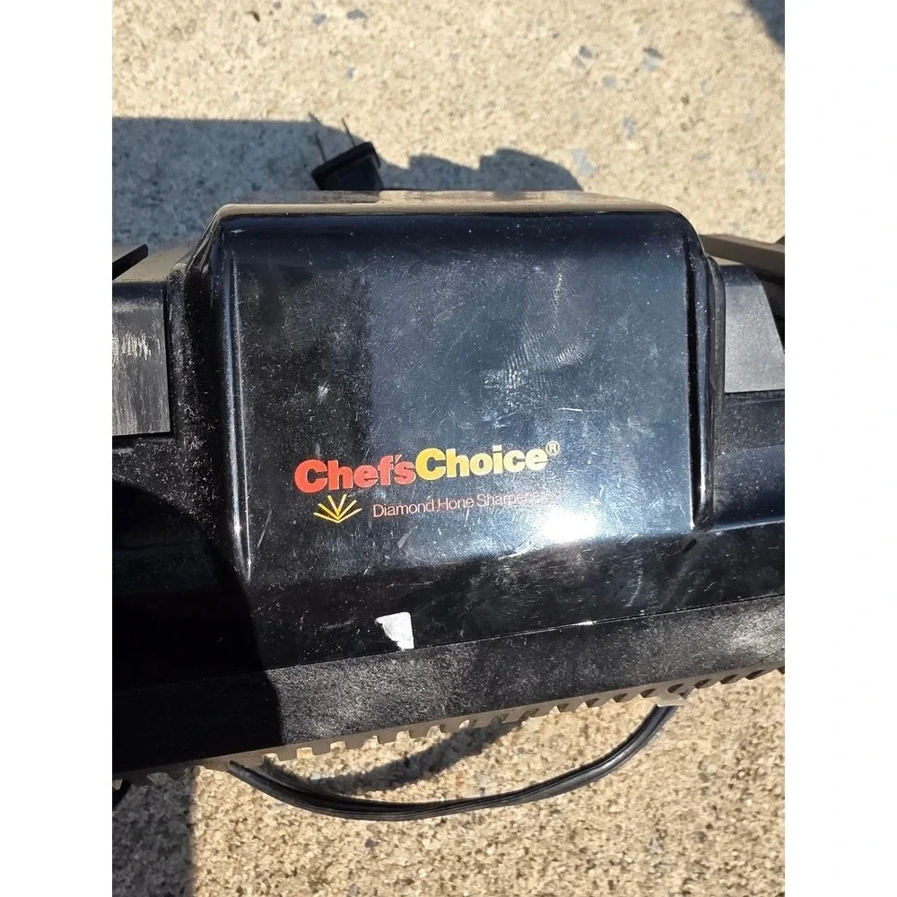 Chefs Choice Diamond Hone Sharpener Model 100 Electric Knife Sharpener Black‎